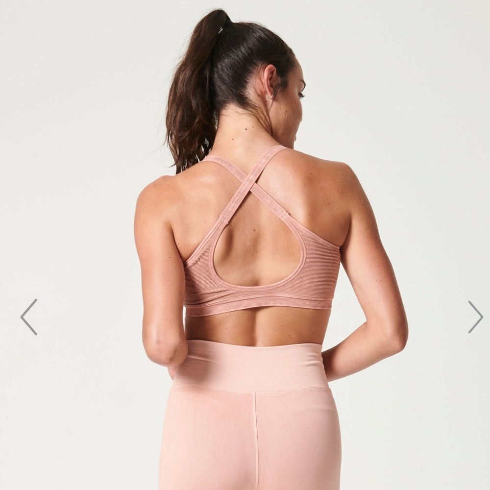 NWT NUX mineral shapeshifter sports bra